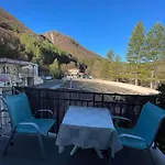 T2 Au Coeur De La Nature De *