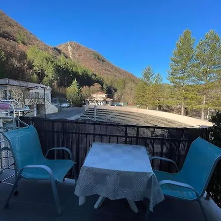 T2 Au Coeur De La Nature De *